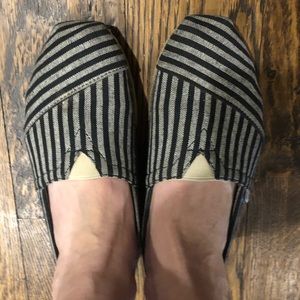 TOMS slip on canvas shoes